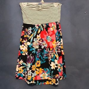 Strapless striped and colorful dress from Roxy